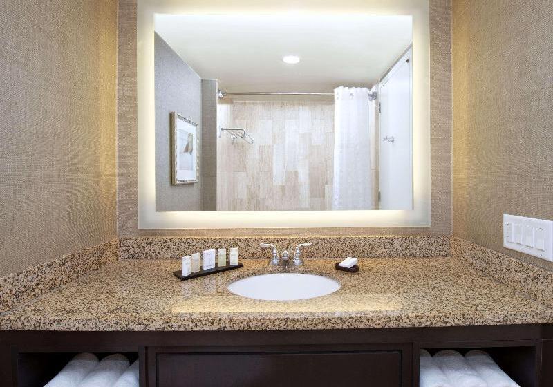 Люкс 2 Спальни, Embassy Suites By Hilton Palm Beach Gardens Pga Boulevard
