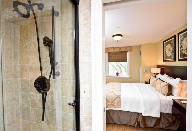 Люкс Кровать Кинг, Nassau Inn