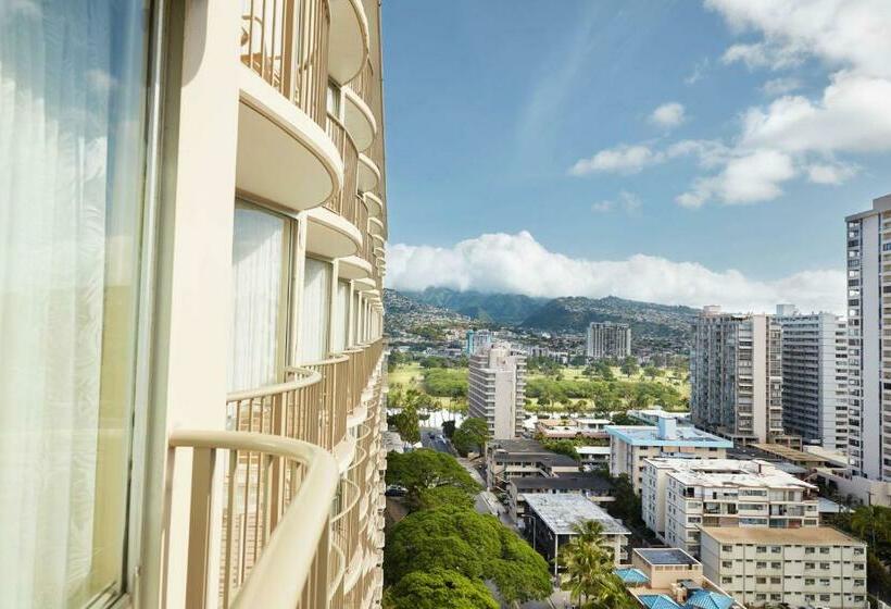 Люкс, Outrigger Waikiki Paradise