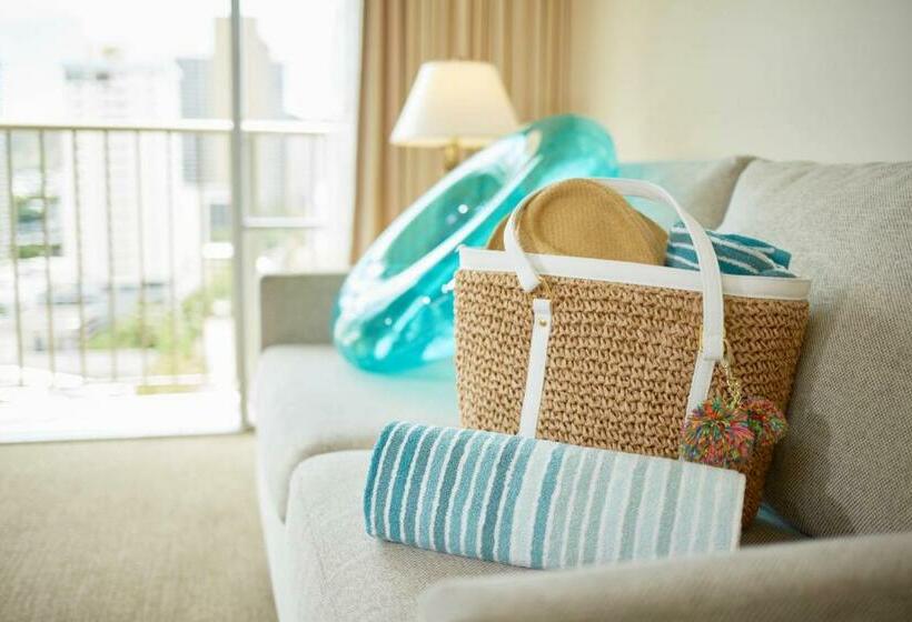Люкс, Outrigger Waikiki Paradise