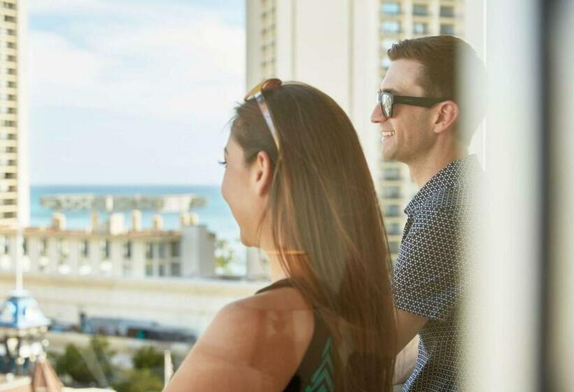 غرفه قياسيه سريرين مزدوجين, Outrigger Waikiki Paradise