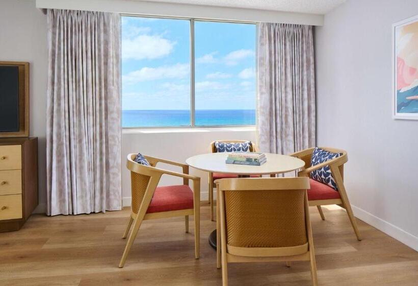 جناح ذو إطلالة جانبية على البحر, Outrigger Waikiki Paradise