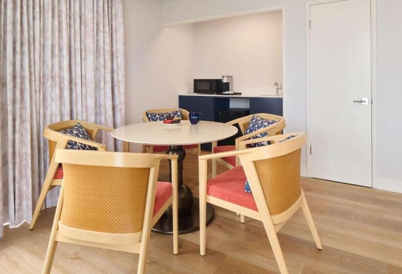 جناح غرفتين نوم, Outrigger Waikiki Paradise