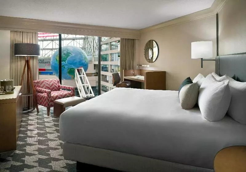 キングサイズベッドのデラックスルーム, Omni Atlanta Hotel At Centennial Park