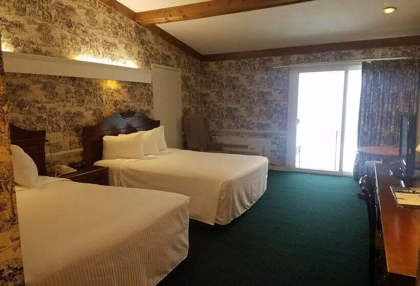 キングサイズベッドのスタンダードルーム, Publick House Historic Inn And Country Motor Lodge
