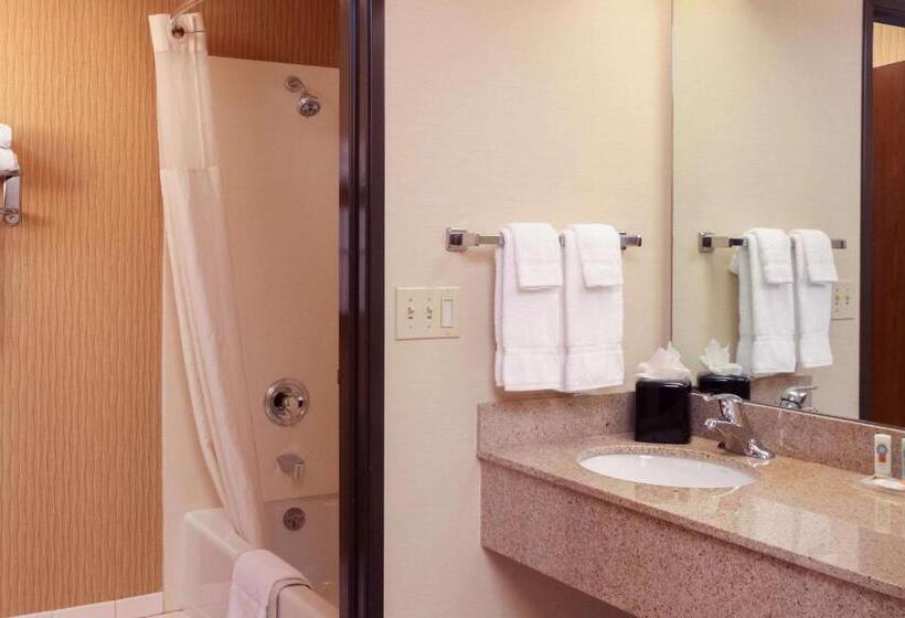 带大床的标准间, Quality Inn Oakwood