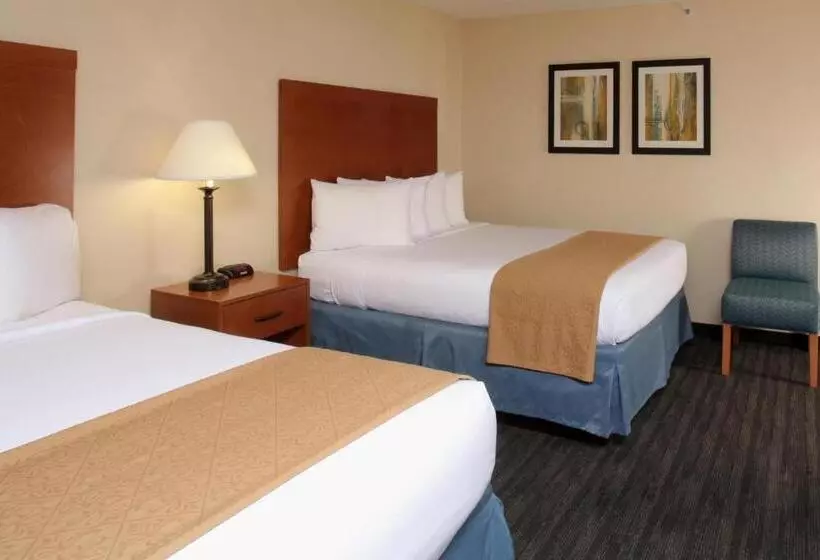 اتاق استاندارد, Quality Inn Oakwood