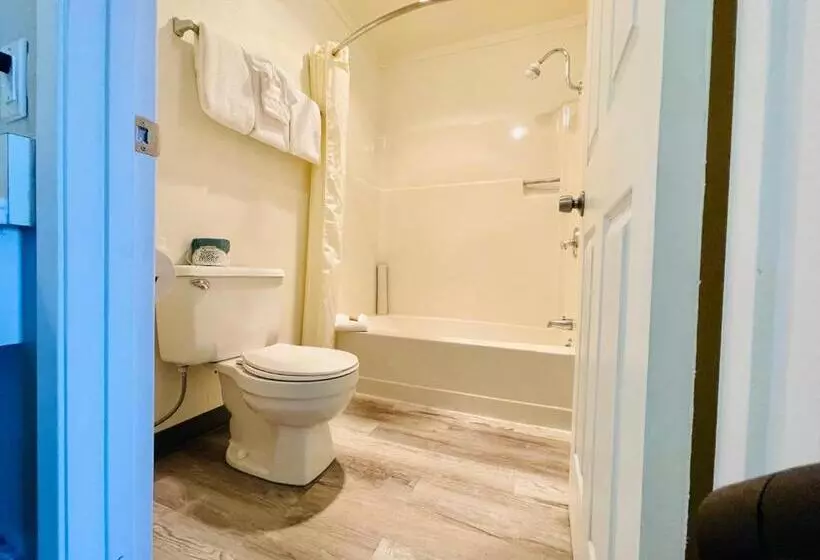 اتاق استاندارد, Seabird Lodge Fort Bragg