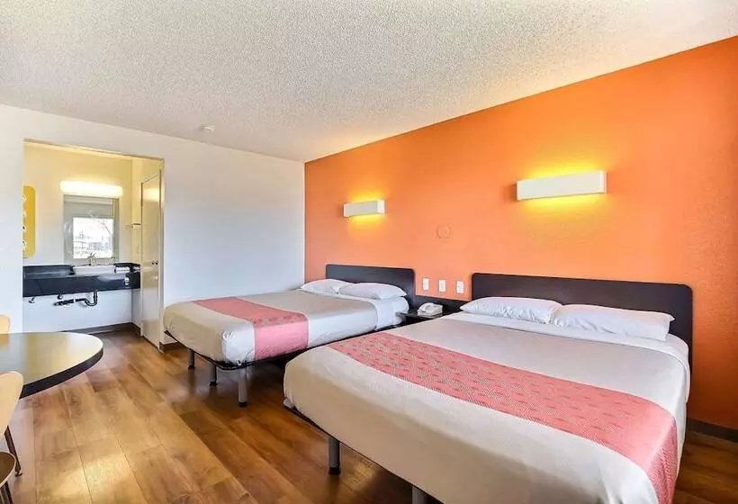 اتاق لوکس, Motel 6oakland, Ca Embarcadero