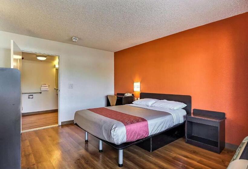 Quarto deluxe, Motel 6oakland, Ca  Embarcadero