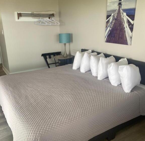 キングサイズベッドのスタンダードルーム, On The Beach Motel