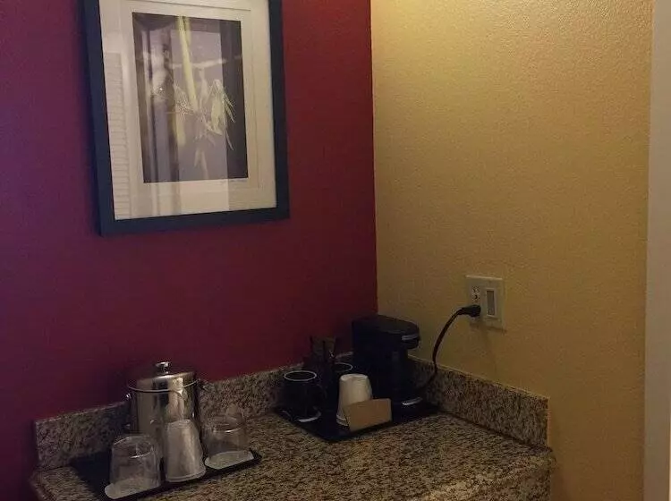 ２ダブルベッドのスタンダードルーム, Courtyard By Marriott Alexandria Pentagon South