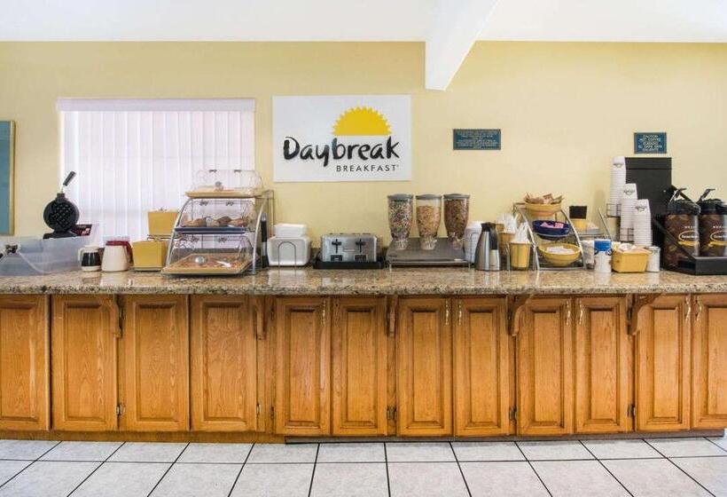 身障者適用スタンダードルーム, Days Inn By Wyndham Mcallen