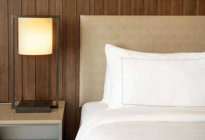 Номер Стандарт Двуспальная Кровать, Doubletree By Hilton Hotel San Bernardino
