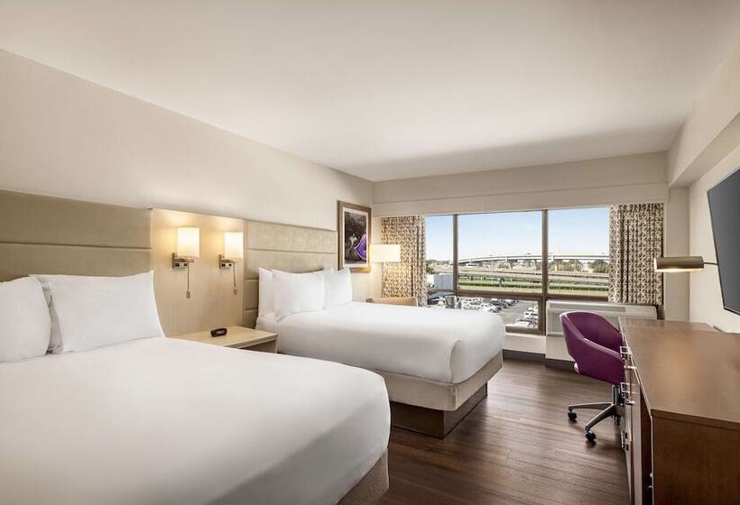 اتاق استاندارد با 2 تخت دوبل, Doubletree By Hilton Hotel New Orleans Airport