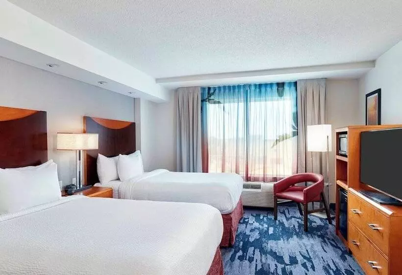 سوییت, Fairfield Inn Suites Indianapolis Downtown