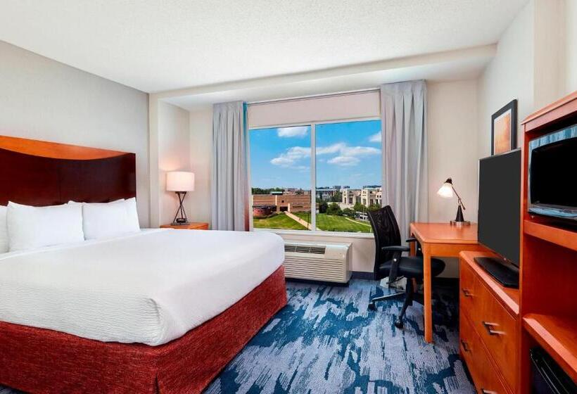 חדר סטנדרט עם מיטת קינג, Fairfield Inn Suites Indianapolis Downtown