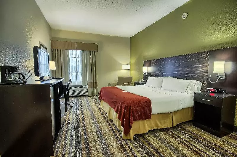 キングサイズベッドのスタンダードルーム, Holiday Inn Express Hotel & Suites Grove City, An Ihg