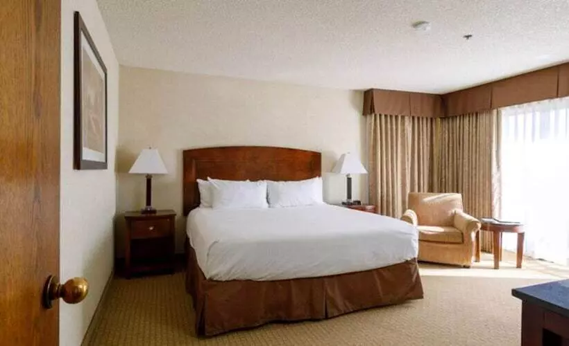 Perhesviitti, Maverick Hotel And Casino By Red Lion Hotels
