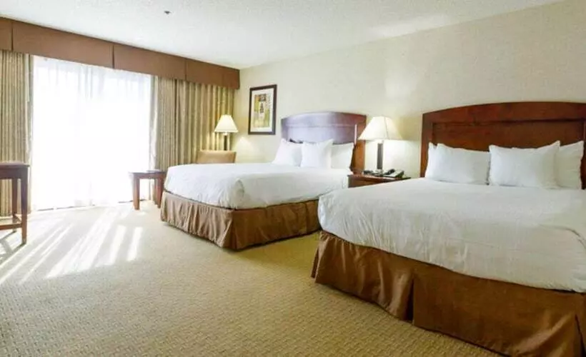 Perhesviitti, Maverick Hotel And Casino By Red Lion Hotels
