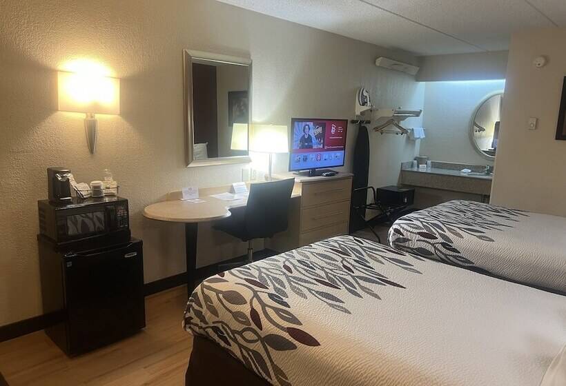 Номер Deluxe, Red Roof Inn Buffalo  Niagara Airport
