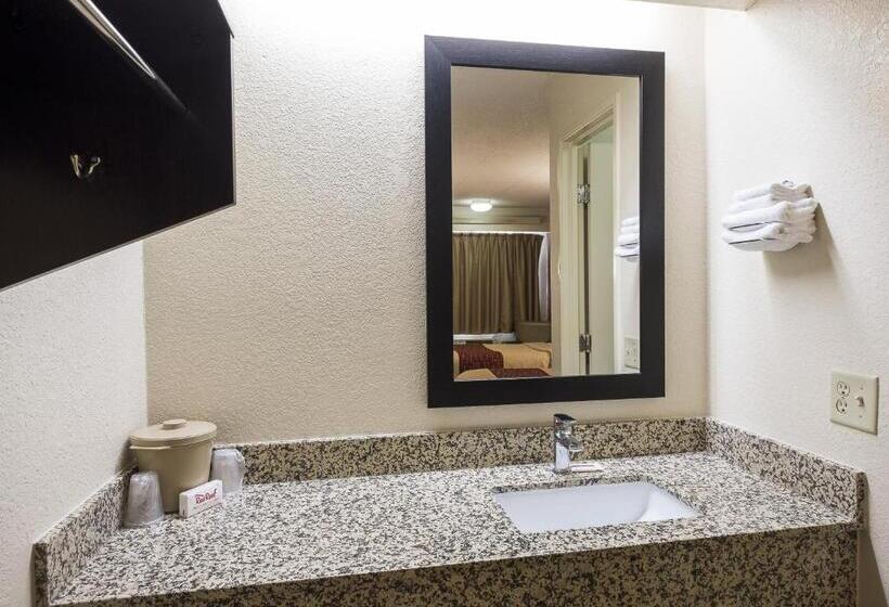 キングサイズベッドのスーペリアルーム, Red Roof Inn Chicago Ohare Airport Arlington Hts