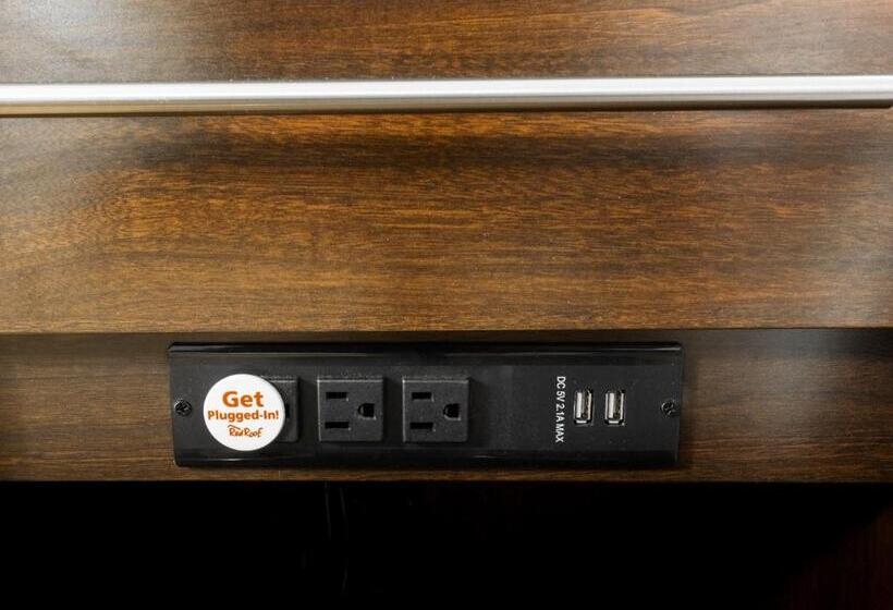 חדר סטנדרט מותאם לאדם עם מוגבלויות, Red Roof Inn Plus+ Columbus Ohio State University Osu