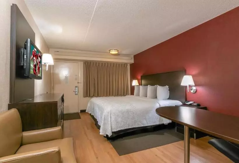 キングサイズベッドのスーペリアルーム, Red Roof Inn Plus+ University At Buffalo   Amherst