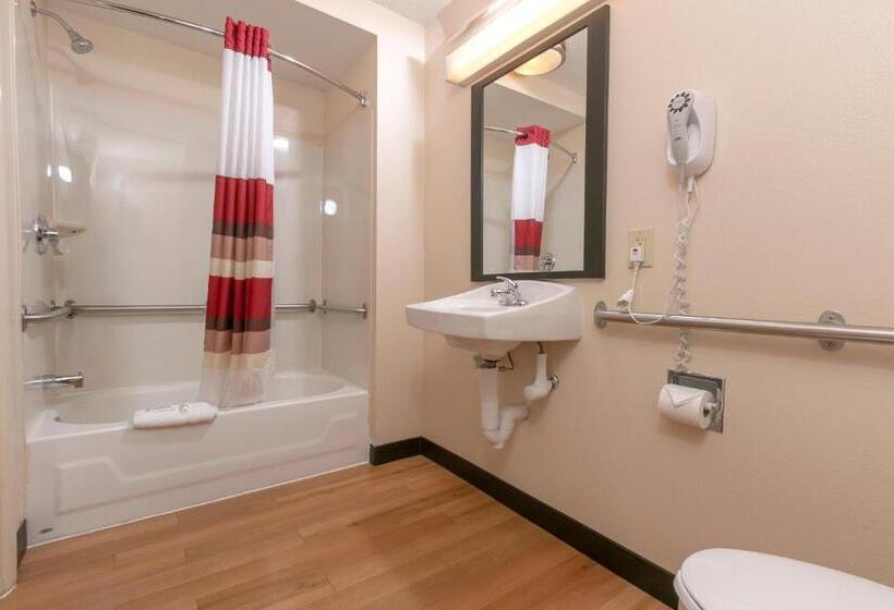 身障者適用スタンダードルーム, Red Roof Inn Plus+ University At Buffalo   Amherst