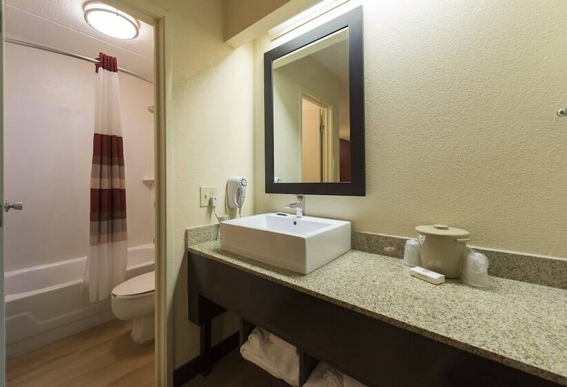 デラックスルーム, Red Roof Inn Plus+ University At Buffalo   Amherst