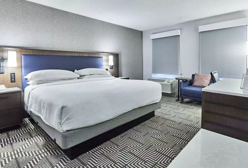اتاق لوکس, Hotel Riu Plaza Fisherman's Wharf