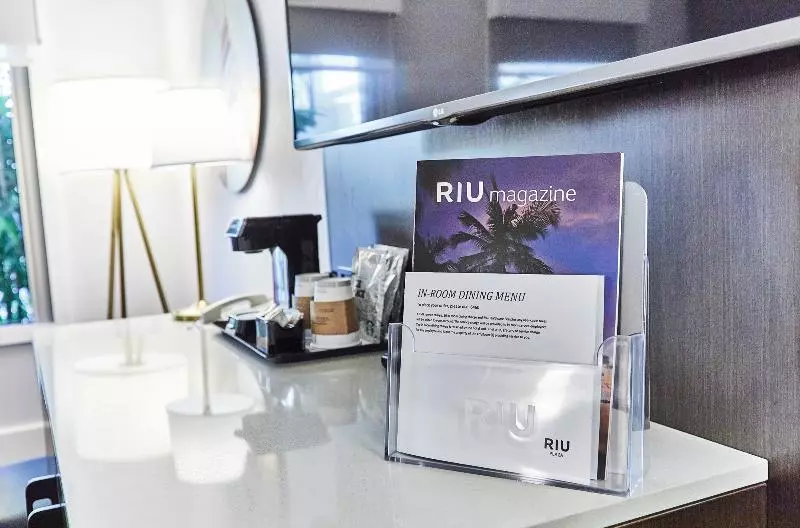 اتاق لوکس, Hotel Riu Plaza Fisherman's Wharf