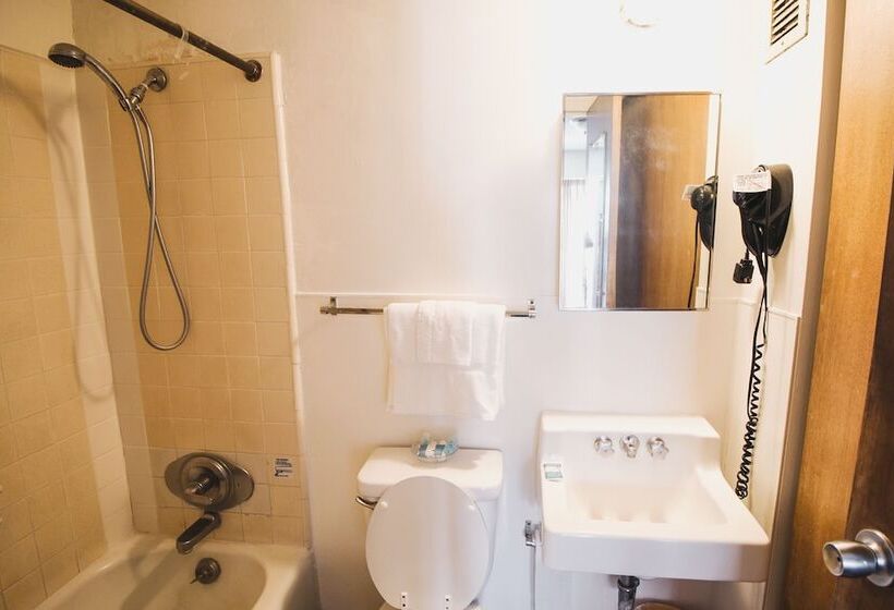 デラックススタジオ, Royal Grove Waikiki