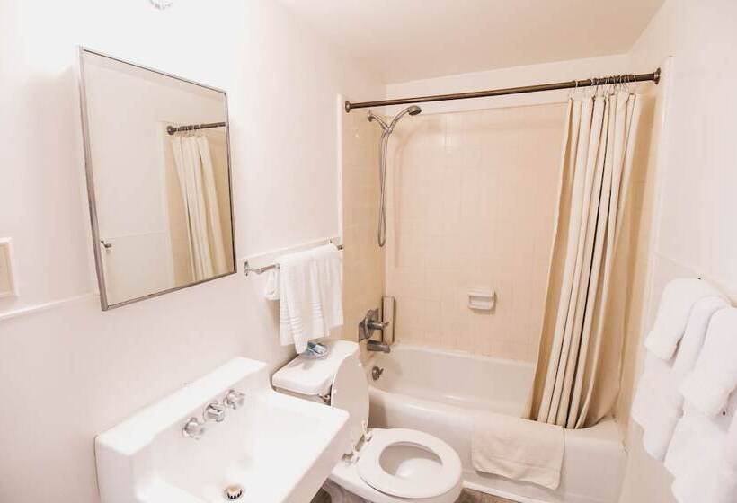 デラックススタジオ, Royal Grove Waikiki