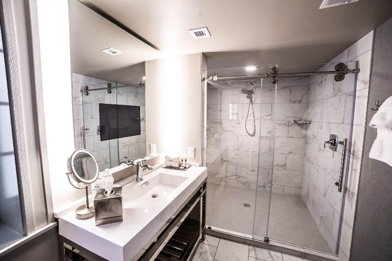 Номер Премиум, Seven Gables Inn, St. Louis West, A Tribute Portfolio