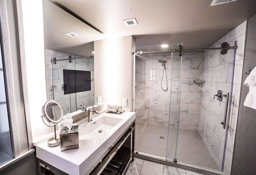 Номер Премиум, Seven Gables Inn, St. Louis West, A Tribute Portfolio