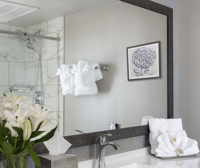 Номер Superior, Seven Gables Inn, St. Louis West, A Tribute Portfolio