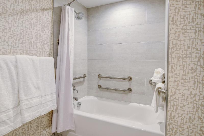 스탠다드 룸 킹사이즈 침대, Sheraton Eatontown