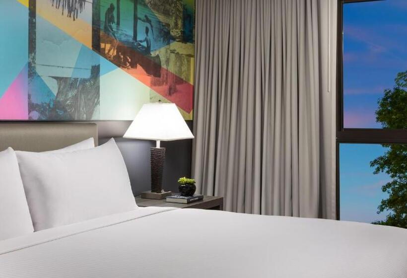Номер Стандарт Кровать Кинг Адаптированный для Инвалидов, Studio Allston Hotel Boston