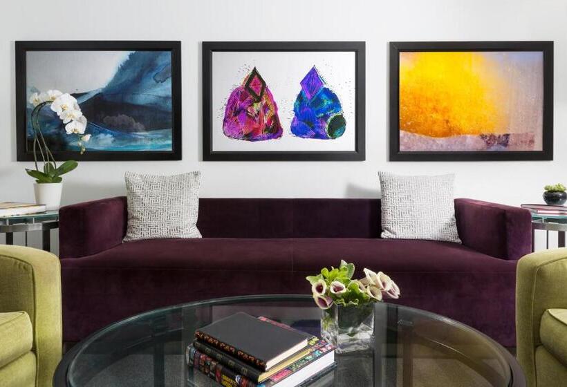 스탠다드 스튜디오, Studio Allston Hotel Boston