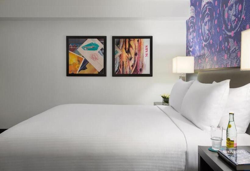 スイート, Studio Allston Hotel Boston