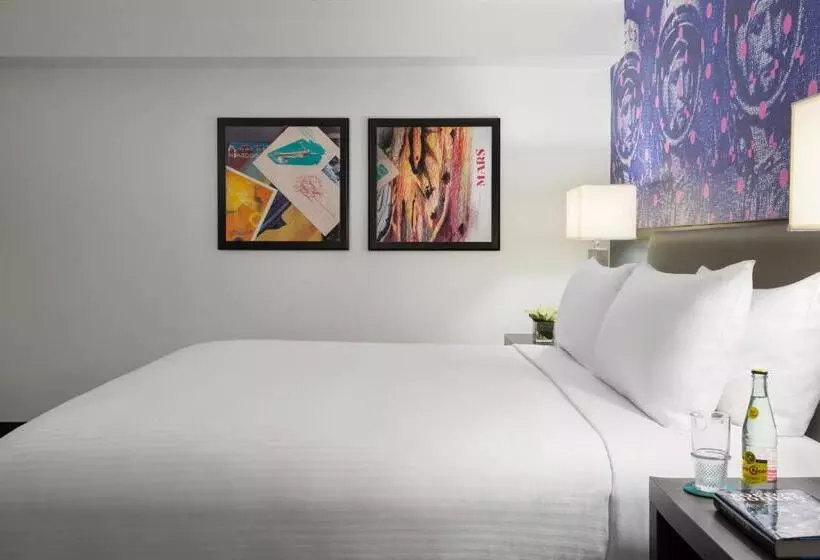 سوییت, Studio Allston Hotel Boston