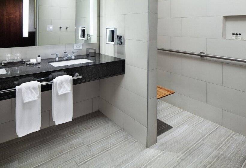 סוויטת ג'וניור, The St. Anthony, A Luxury Collection Hotel, San Antonio
