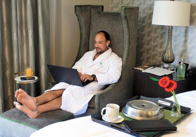 חדר סטנדרט עם מיטת קינג, The St. Anthony, A Luxury Collection Hotel, San Antonio