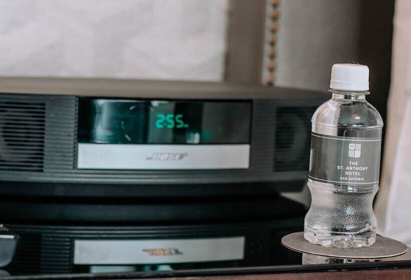 ジュニアスイート, The St. Anthony, A Luxury Collection Hotel, San Antonio