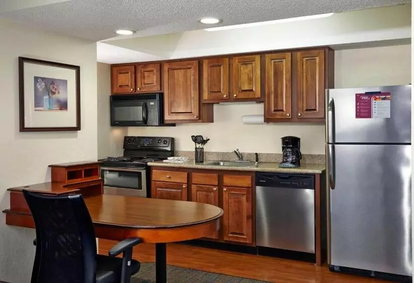 キングサイドベッドのスタンダードワンルーム, Residence Inn Minneapolis Eden Prairie