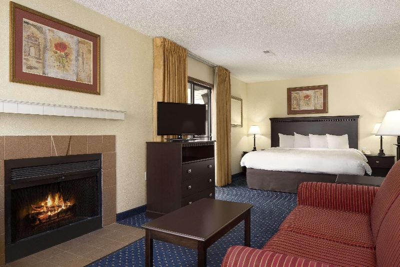 سوئیت با تخت بزرگ, Hawthorn Extended Stay By Wyndham Fort Wayne