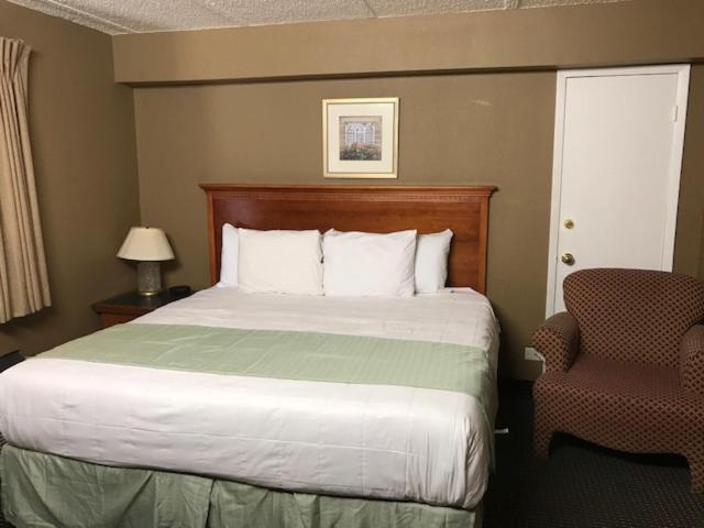 غرفة قياسية سرير كينج, Americas Best Value Inn Laredo