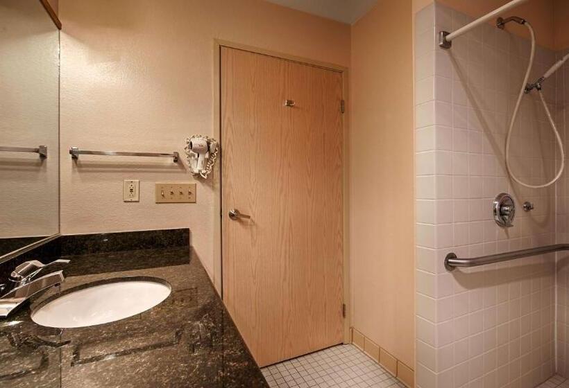 Номер Стандарт Кровать Кинг Адаптированный для Инвалидов, Best Western Alderwood
