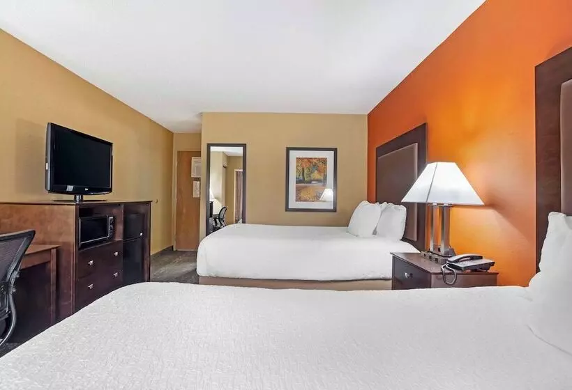 ２ダブルベッドのスタンダードルーム, Best Western Plus The Inn At Sharon/foxboro